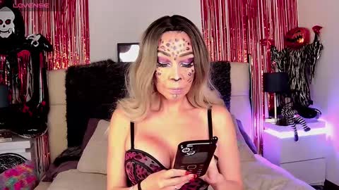 EvelynaGrey online show from October 23, 2025, 7:07 am