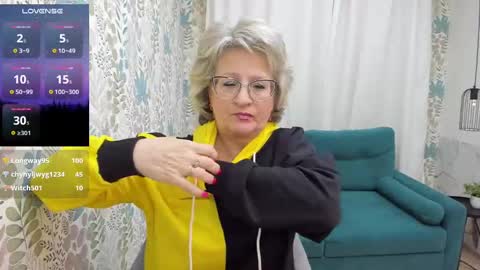 Evelyn online show from March 11, 2025, 9:02 am