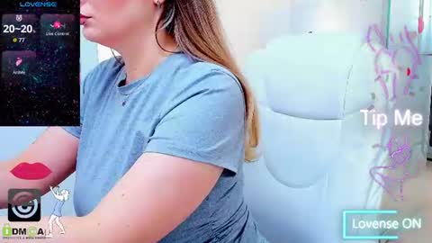 evelyne_rose online show from July 12, 2026, 6:15 am