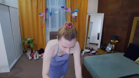 Snapshot of evelynreagan chatting on July 25, 2026, 6:11 am evelynreagan online show from July 25, 2026, 6:11 am