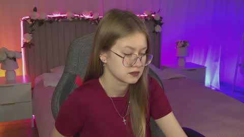 Snapshot of evemundie chatting on November 11, 2025, 12:38 pm Eve online show from November 11, 2025, 12:38 pm