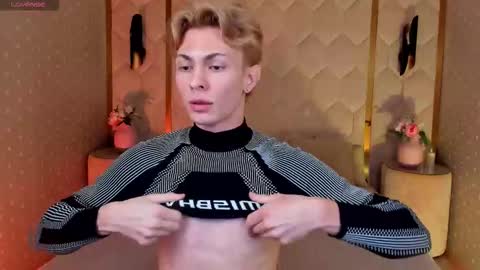 Snapshot of even_vrot chatting on November 29, 2025, 8:01 pm Even online show from November 29, 2025, 8:01 pm