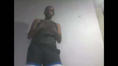 everaldosantos online show from February 9, 2025, 10:11 pm