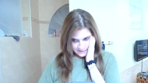 Aly online show from October 30, 2025, 1:29 am