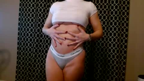 Everleighmae online show from February 17, 2025, 1:32 pm