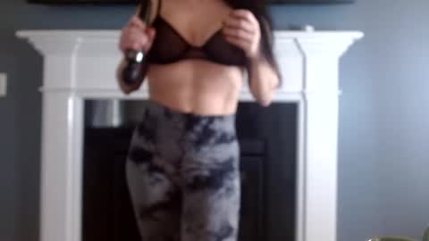 Everleighmae online show from March 6, 2025, 1:35 pm