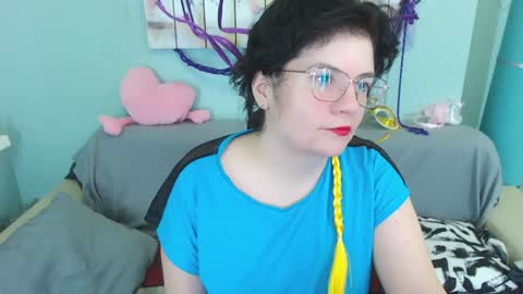 Everly online show from December 10, 2024, 7:58 am