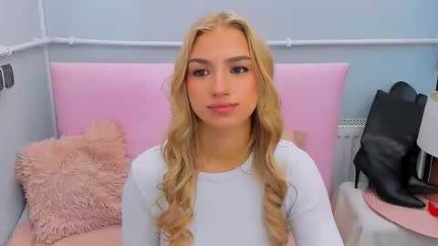 Eve online show from September 26, 2025, 4:22 pm