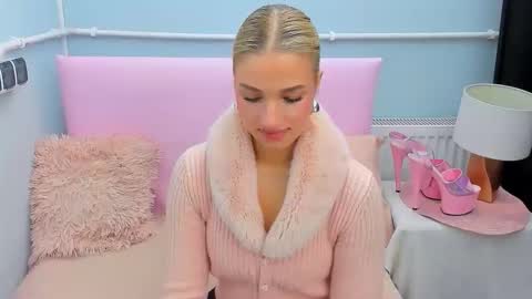 Eve online show from October 15, 2025, 3:45 pm