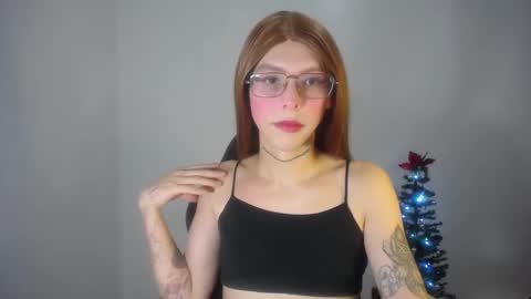 Snapshot of evi_kitty chatting on December 19, 2024, 7:29 pm Evi online show from December 19, 2024, 7:29 pm
