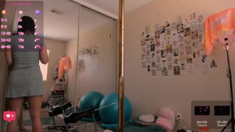 Snapshot of evie_luna chatting on June 13, 2026, 8:29 pm Evie Luna online show from June 13, 2026, 8:29 pm