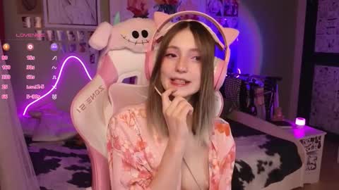 Evie online show from March 28, 2026, 10:53 pm