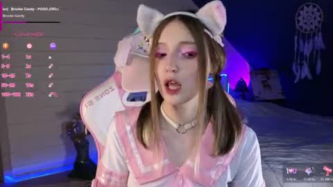 Evie online show from June 22, 2026, 9:12 pm