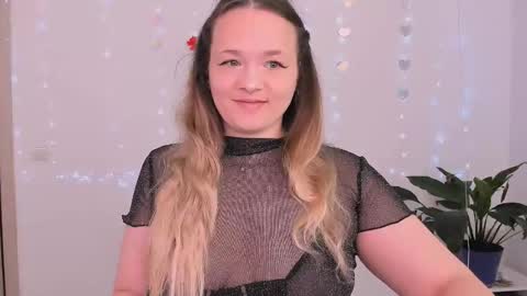 evilla_brill online show from April 19, 2026, 11:42 am