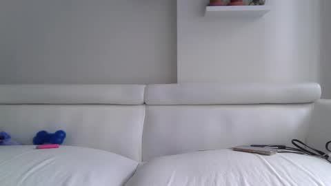 Snapshot of evillers1 chatting on May 12, 2026, 9:01 pm Badblondebunny online show from May 12, 2026, 9:01 pm