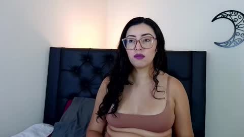 Evolet online show from March 2, 2026, 5:42 pm