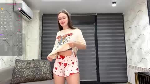 Eva online show from November 2, 2025, 3:14 pm