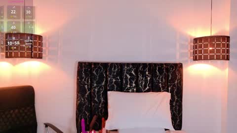 evvaa_moon online show from March 31, 2026, 12:27 pm