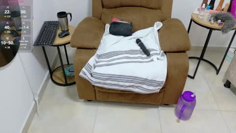 Snapshot of evvaa_moon chatting on June 8, 2026, 12:49 pm evvaa_moon online show from June 8, 2026, 12:49 pm