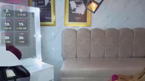 Snapshot of evy_lux_v chatting on February 19, 2026, 3:46 am Hi Stream 1000pm to 600am online show from February 19, 2026, 3:46 am