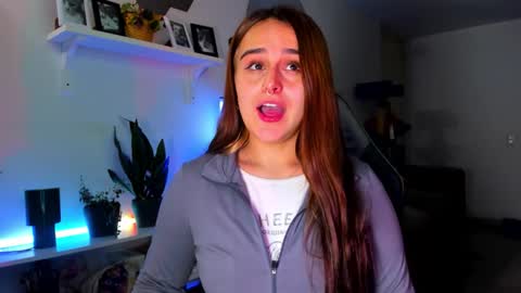 EVY online show from March 26, 2026, 1:11 am