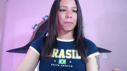 Im Evy online show from October 21, 2025, 4:51 pm