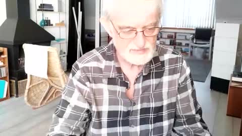 Naaktloper online show from February 19, 2026, 3:08 pm