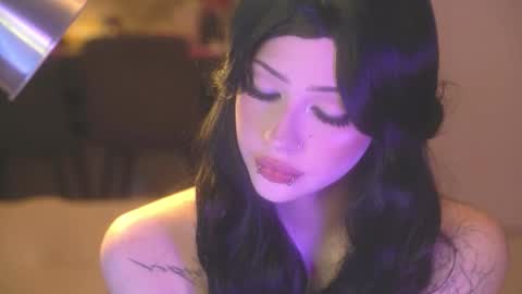 Snapshot of ex_angel chatting on November 4, 2025, 5:23 pm Alyson online show from November 4, 2025, 5:23 pm