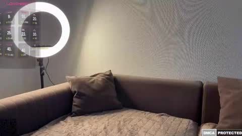 exeltis online show from February 8, 2026, 2:42 pm