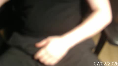 exhib_l0ver online show from February 7, 2026, 3:05 pm