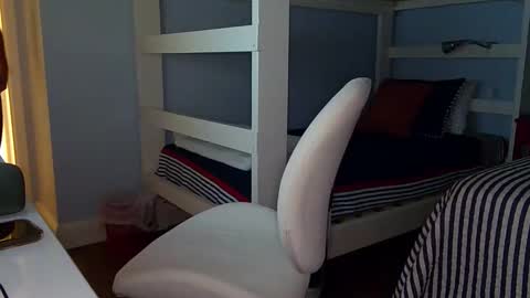 exhibitman69_ldb online show from April 30, 2026, 2:18 am