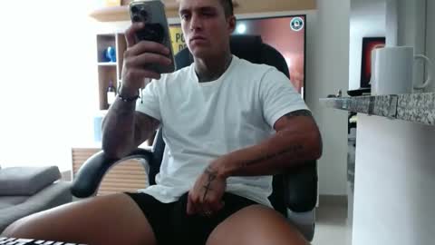 camilo online show from April 28, 2026, 2:33 pm