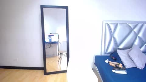 Snapshot of exotic_karmella chatting on October 16, 2025, 10:00 pm exotic_karmella online show from October 16, 2025, 10:00 pm