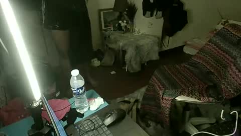 exoticapril01 online show from December 17, 2025, 11:38 am