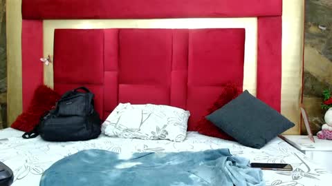 Mandy online show from April 28, 2026, 1:16 pm