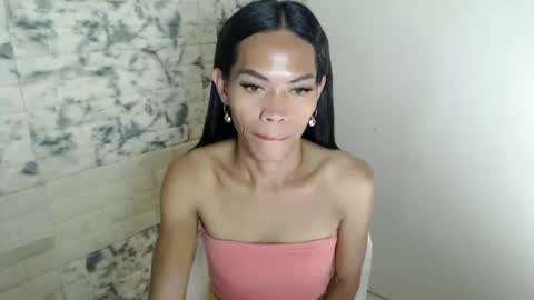 exoticdol30 online show from March 25, 2026, 10:32 am