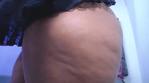 ExoticDollXXX online show from December 5, 2024, 2:53 am