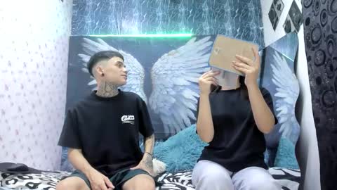 exotichot_couple online show from April 15, 2026, 12:17 am