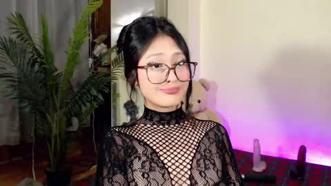 Snapshot of expensive_candyx chatting on January 5, 2025, 2:41 pm Candy  online show from January 5, 2025, 2:41 pm