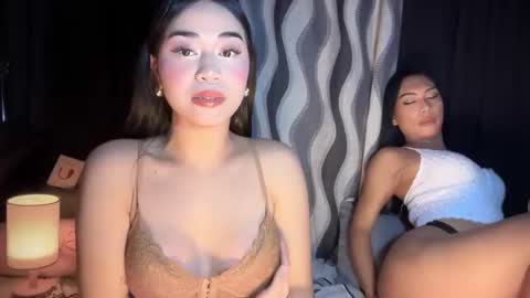 Snapshot of expensivets_chloe chatting on October 12, 2025, 10:25 am chloee online show from October 12, 2025, 10:25 am