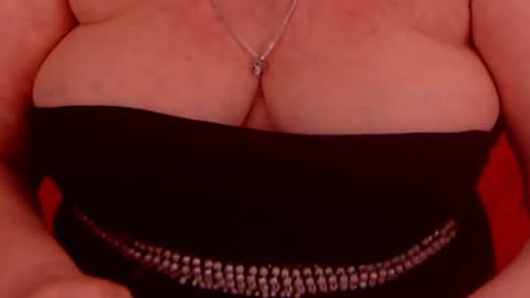 Alana online show from January 1, 2025, 11:29 pm