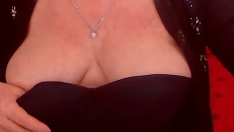 Alana online show from January 10, 2025, 2:04 am