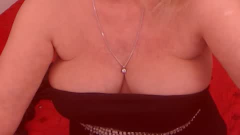 Alana online show from January 10, 2025, 11:08 pm