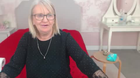 Alana online show from April 18, 2026, 8:20 pm