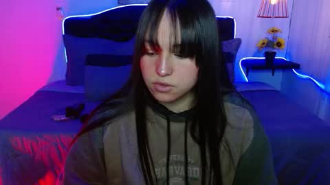 eymmy_24 online show from September 25, 2025, 2:15 am