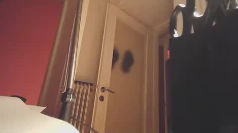 EZCODA online show from December 25, 2024, 7:02 pm