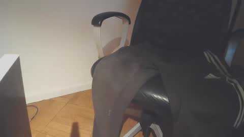 EZCODA online show from January 10, 2026, 11:31 pm