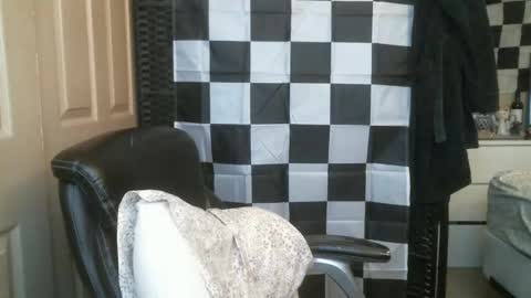 Ezra Naamah online show from February 27, 2025, 11:04 pm