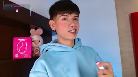 Juan online show from November 30, 2025, 8:35 pm