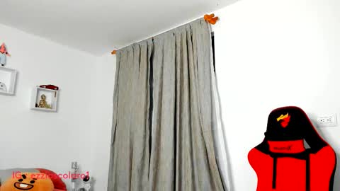 Ezzio Scolaro online show from November 15, 2025, 12:08 am